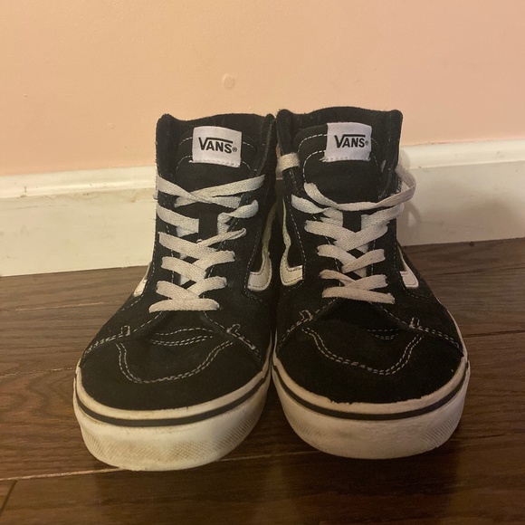 black high top vans size 6